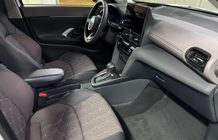 Toyota Yaris Cross Executive Tech  1.5 Hybrid FWD
