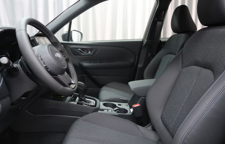 Subaru Forester COMFORT 4x4. K ODBĚRU IHNED!