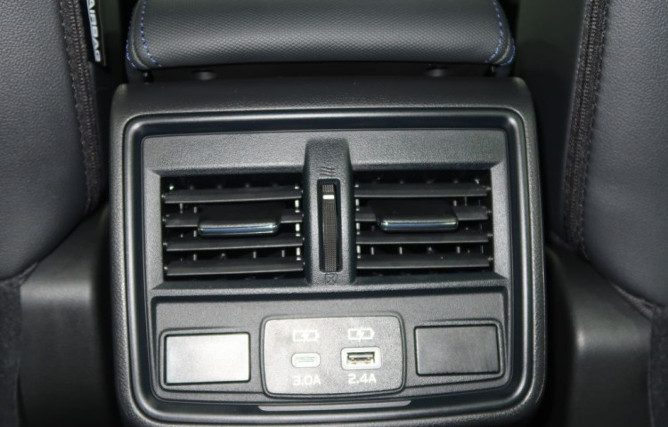 Subaru Forester ACTIVE 4X4. K ODBĚRU IHNED!