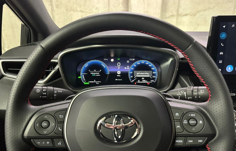 Toyota Corolla GR Sport 2.0 Hybrid e-CVT GR