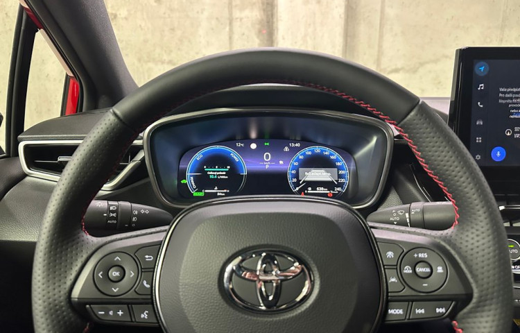 Toyota Corolla GR SPORT  1.8 Hybrid e-CVT GR