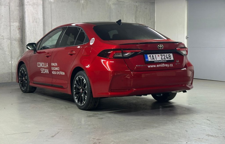 Toyota Corolla GR SPORT  1.8 Hybrid e-CVT GR