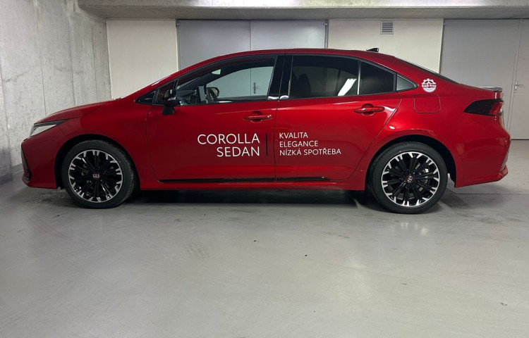Toyota Corolla GR SPORT  1.8 Hybrid e-CVT GR
