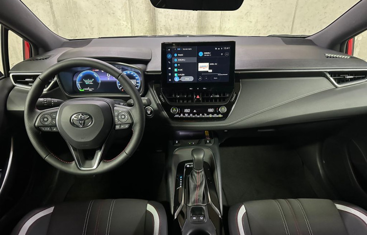 Toyota Corolla GR SPORT  1.8 Hybrid e-CVT GR