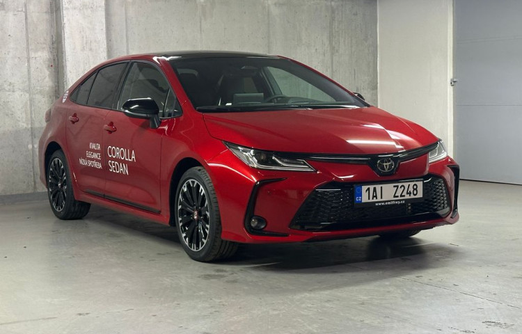 Toyota Corolla GR SPORT  1.8 Hybrid e-CVT GR