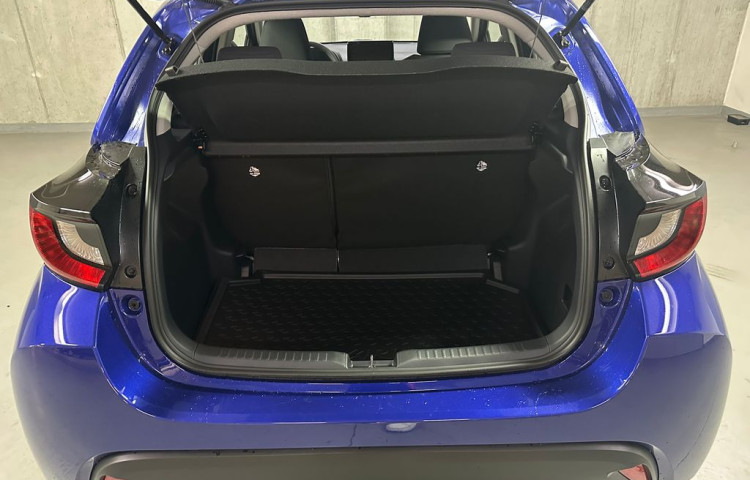Toyota Yaris 1.5 Hybrid e-CVT Comfort