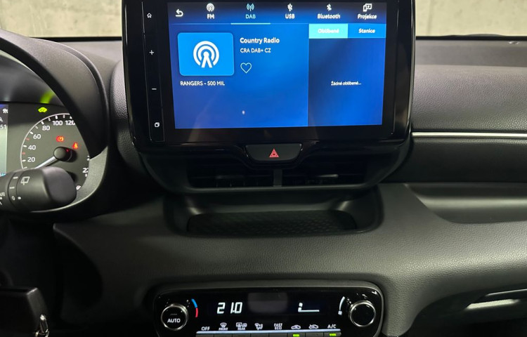 Toyota Yaris 1.5 Hybrid e-CVT Comfort