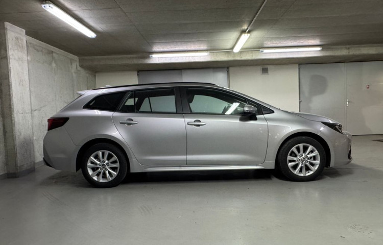 Toyota Corolla Comfort Tech 1.8 Hybrid e-CVT