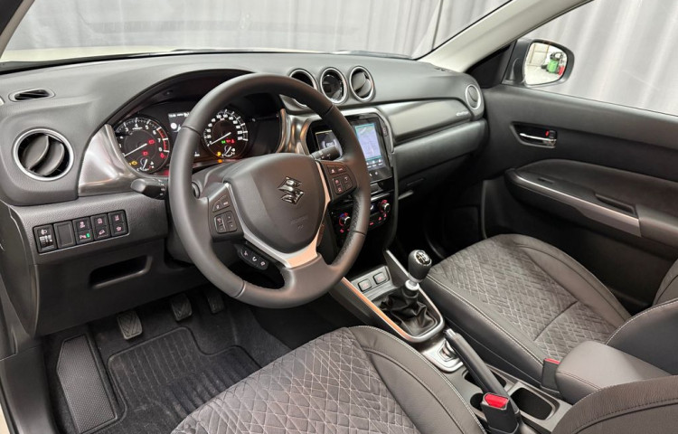 Suzuki Vitara 1,4 Elegance4x4-k odběru 8/25!