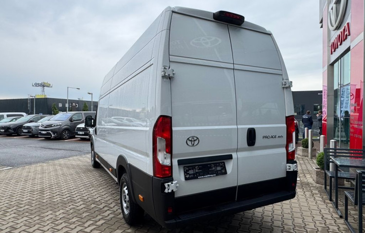 Toyota ProAce Active 3,5t L4H3 2,2 D 180k Mu