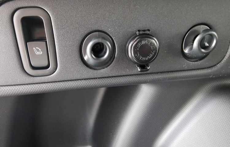 Subaru Forester 2.0ie-S ES Field CVT 4x4