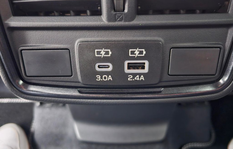 Subaru Forester 2.0ie-S ES Field CVT 4x4