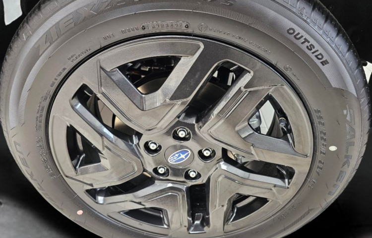 Subaru Forester 2.0ie-S ES Field CVT 4x4