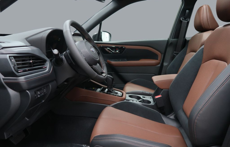 Subaru Forester 2.0i-S ES Touring CVT 4x4