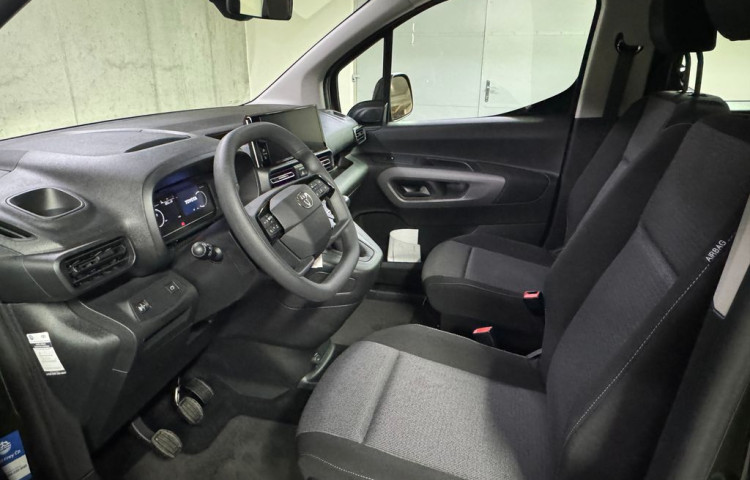 Toyota ProAce City Verso Business 1,2 Long 7 míst
