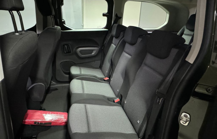 Toyota ProAce City Verso Business 1,2 Long 7 míst