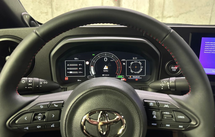 Toyota Yaris GR Dynamic + VIP 1.6 Turbo 280