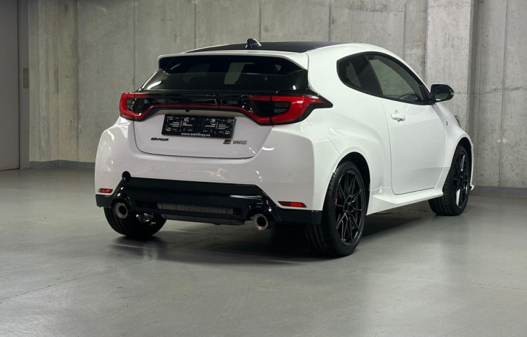 Toyota Yaris GR Dynamic + VIP 1.6 Turbo 280