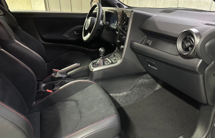 Toyota Yaris GR Dynamic + VIP 1.6 Turbo 280
