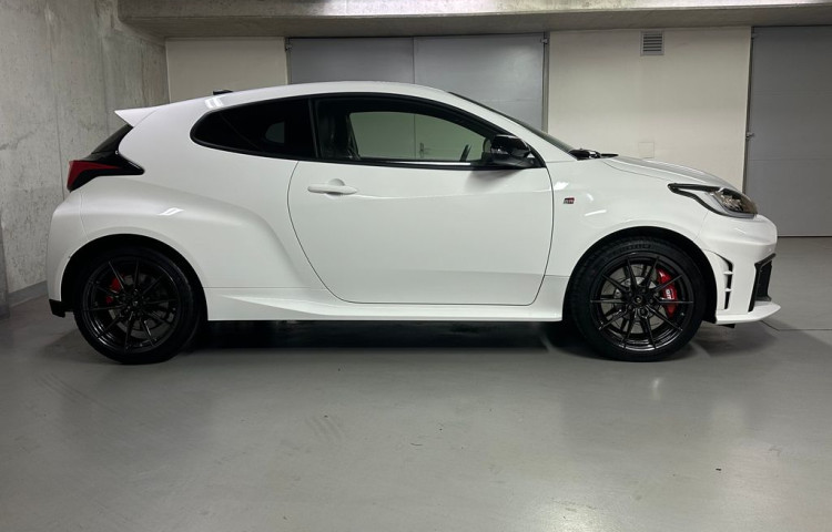 Toyota Yaris GR Dynamic + VIP 1.6 Turbo 280