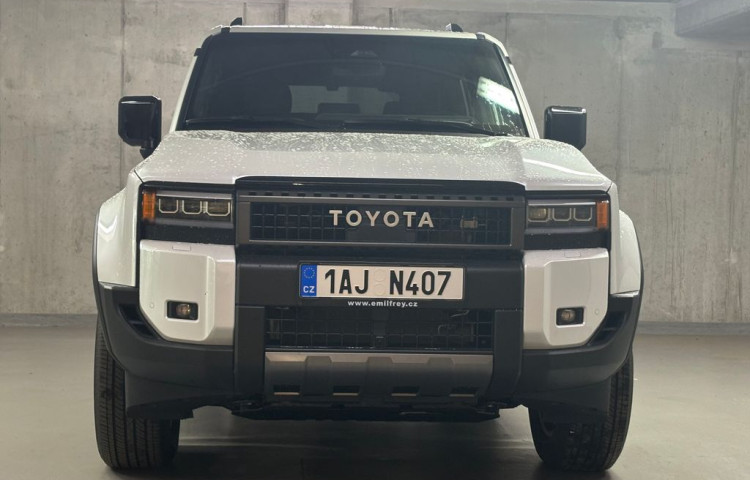 Toyota Land Cruiser Executive 2.8 D-4D 204 k