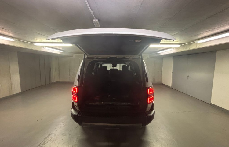 Toyota Land Cruiser Executive 2.8 D-4D 204 k