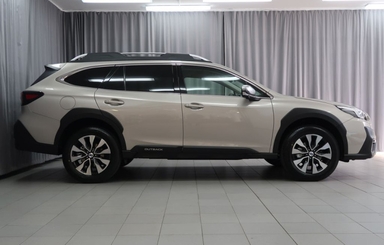 Subaru Outback TOURING 4X4. K ODBĚRU IHNED!