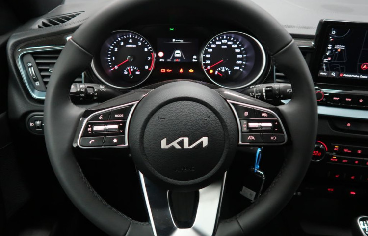 Kia Ceed SW Edice 30 - K odběru od 03/2026
