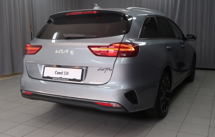 Kia Ceed SW Edice 30 - K odběru IHNED