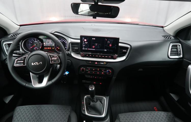 Kia Ceed SPIN - K odběru od IHNED