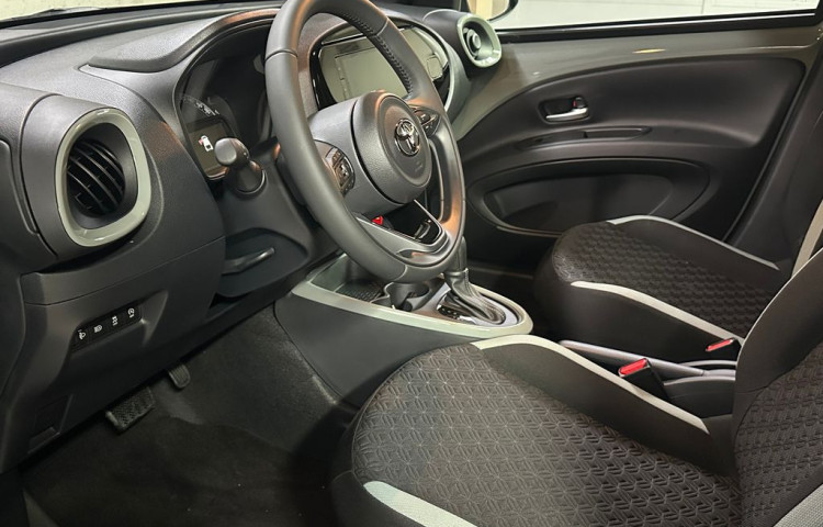 Toyota Aygo X 1.0 VVT-i Style CVT