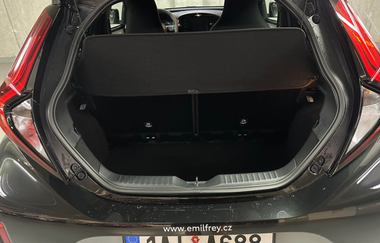 Toyota Aygo X 1.0 VVT-i Style CVT