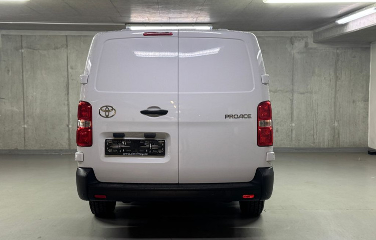 Toyota ProAce Active  L2 2,0 D 144k Chlazení