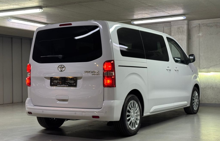Toyota ProAce Verso L1 Business 9 míst 2.0 AT