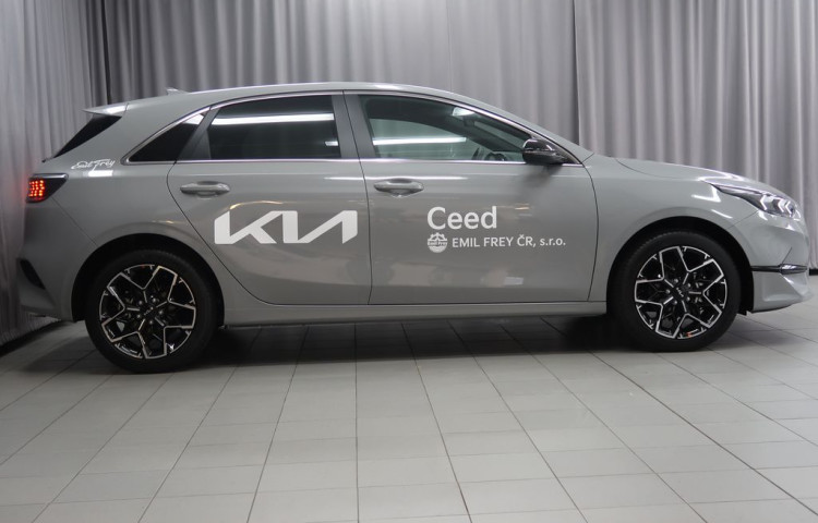 Kia Ceed EDICE 30 - K odběru IHNED