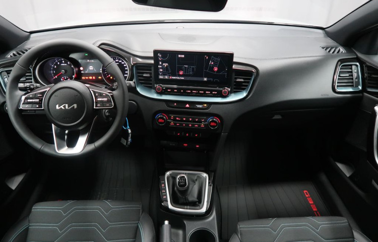 Kia Ceed EDICE 30 - K odběru IHNED