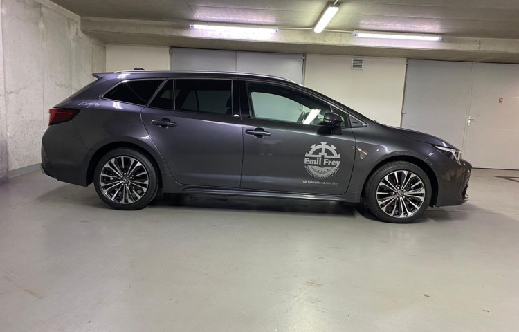 Toyota Corolla Style 1.8 Hybrid e-CVT  Tourin