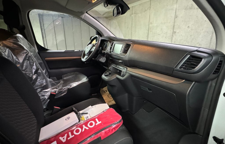 Toyota ProAce Verso L2 Family COMFORT NAVI 2.0 AT