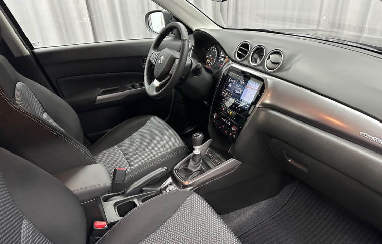 Suzuki Vitara 1,4 Premium 4x4-k odběru IHNED