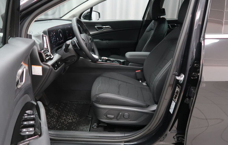 Kia Sportage TOP 4x4 - K odberu IHNED