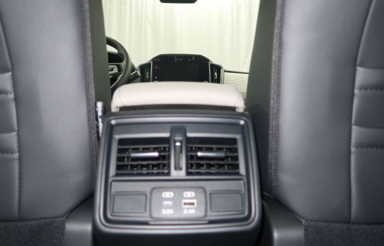 Subaru Forester COMFORT 4X4. K ODBĚRU IHNED!