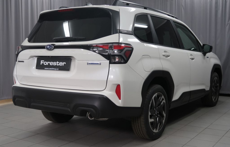Subaru Forester COMFORT 4X4. K ODBĚRU IHNED!