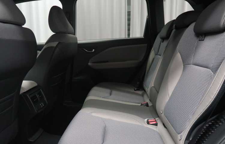 Subaru Forester COMFORT 4X4. K ODBĚRU IHNED!