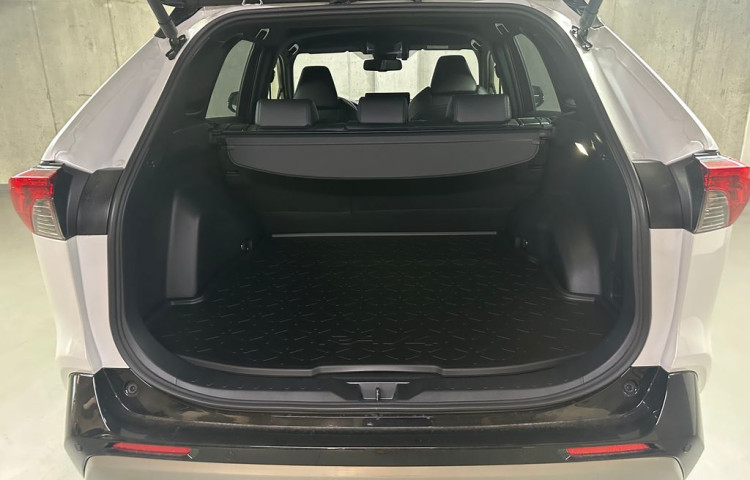 Toyota RAV 4 SELECTION  2.5 Hybrid 4x2