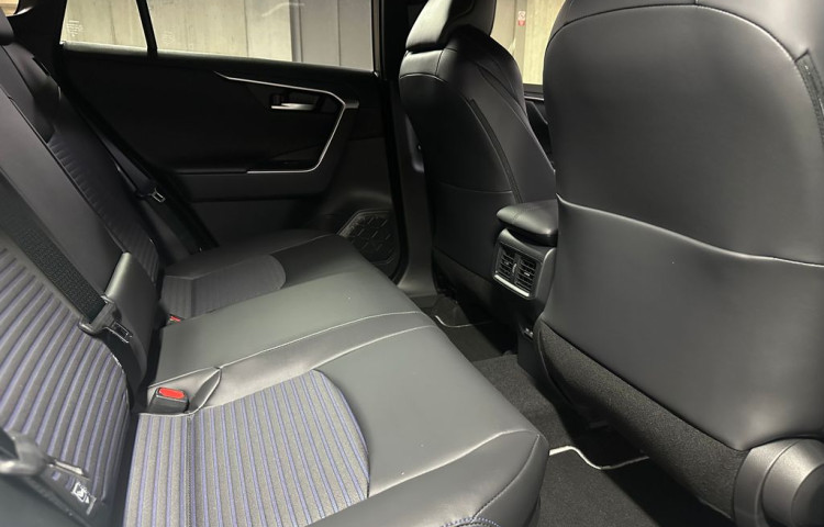Toyota RAV 4 SELECTION  2.5 Hybrid 4x2
