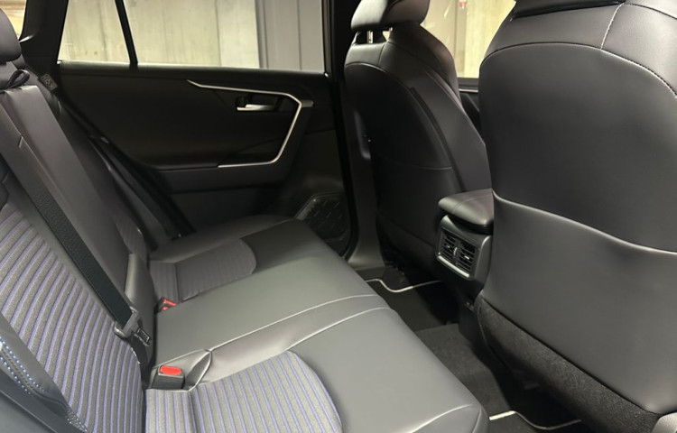 Toyota RAV 4 SELECTION  2.5 Hybrid 4x2