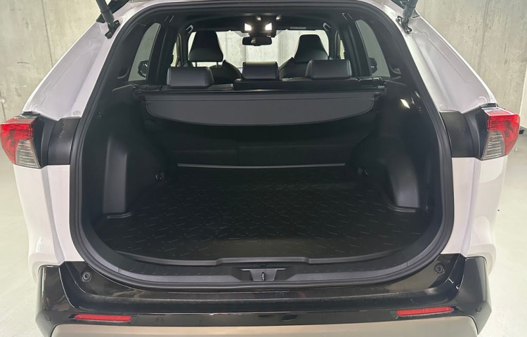 Toyota RAV 4 SELECTION  2.5 Hybrid 4x2