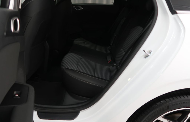 KIA Ceed SW SW TOP - K odběru IHNED