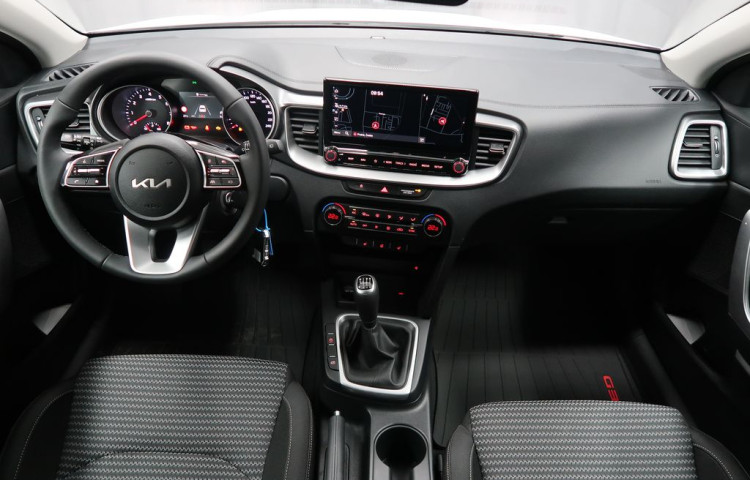 Kia Ceed SW SW TOP - K odberu IHNED