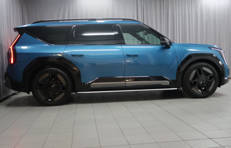 Kia EV9 GT-line - Vůz ve výrobě